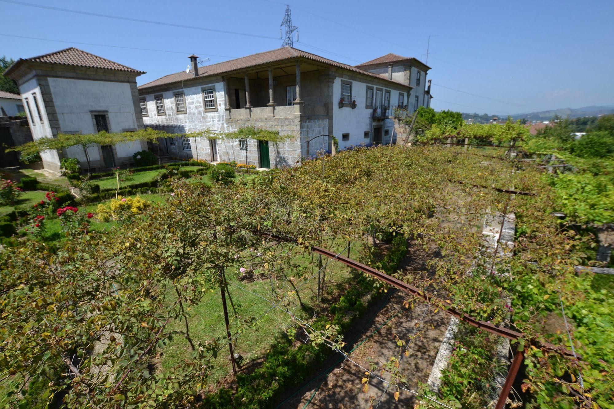 Casa Do Ribeiro Bed & Breakfast Guimaraes Exterior photo